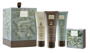SCOTTISH FINE SOAPS DÁRKOVÁ SADA GARDENER´S HAND THERAPY - PÉČE O RUCE - KRÉM NA RUCE+OCHRANNÝ KRÉM+MYCÍ GEL+MÝDLO Schottish Fine Soaps