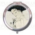 Kosmetické zrcátko Stationary Girl in a checked Cloth Egon Schiele