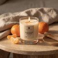 Kimmy Candles Sójová svíčka Santalové dřevo & Mandarinka 220 g