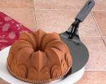 Nordic Ware Bábovková pečicí forma Lilie karamelová